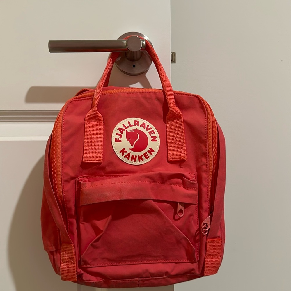 - Fjallraven kanken Mini backpack